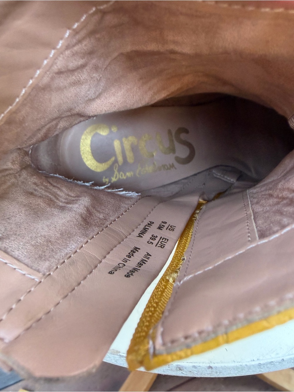 Circus by Sam Edelman booties yellow textured faux leather heels Sz 9.5 - Picture 8 of 10